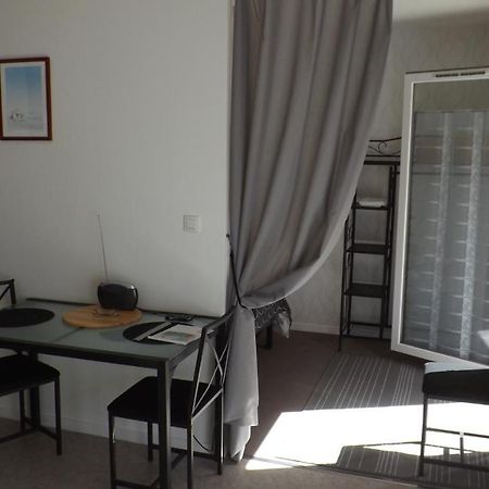 Appartement T2 ,Parking Prive,Terrasse, 10 Mns A Pieds De La Cite Corsaire Et Ses Plages Сен Мало Екстериор снимка
